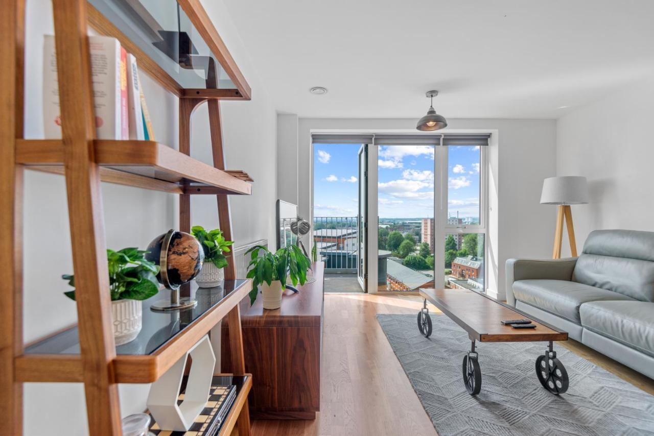 Penthouse Flat In Slough Center 아파트 외부 사진